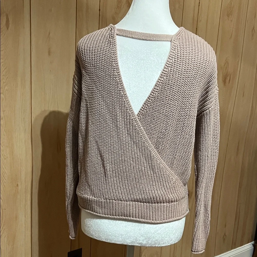 Moon & Madison Blush Pink V-Neck Wrap Front Chunky Knit Sweater Size Small